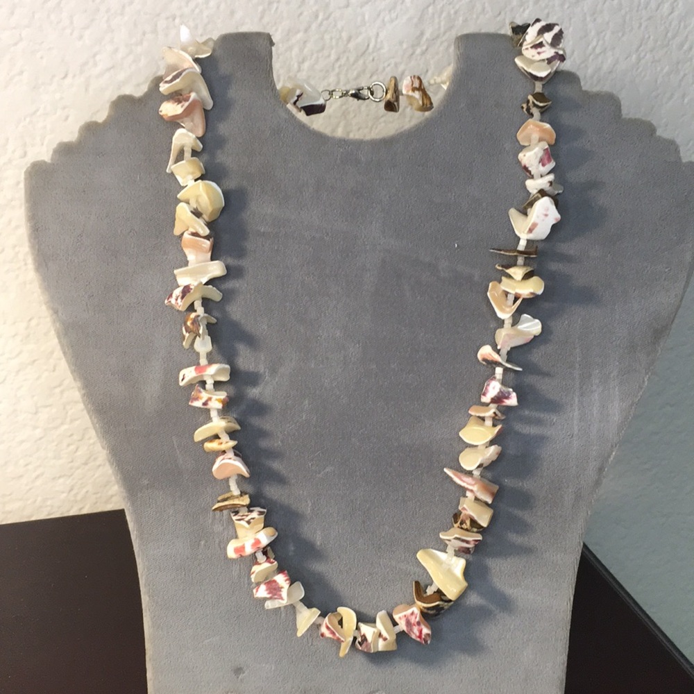“A slice of sea life” necklace BOGO